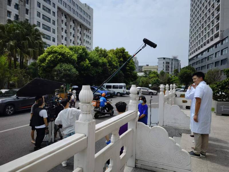 五指山市广告片拍摄公司低成本实现高规格制作的诀窍